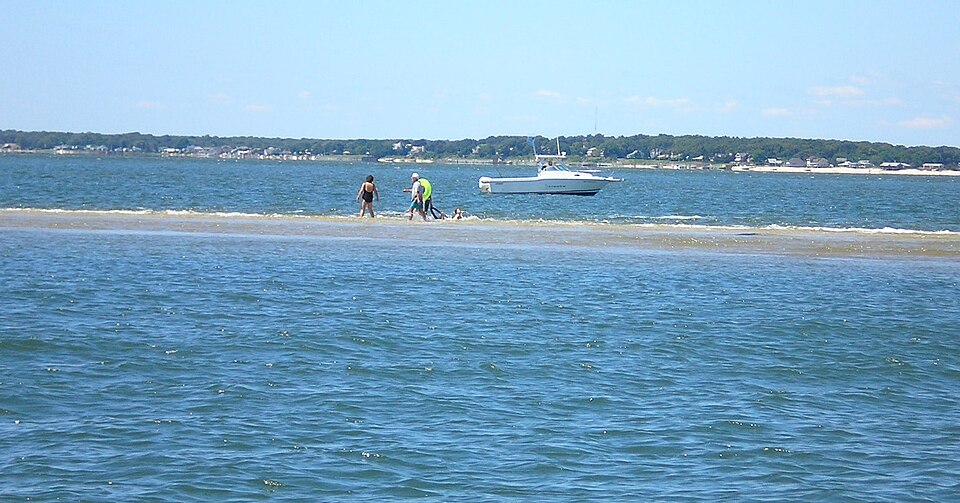 File:SandbarLongIsland1.jpg
